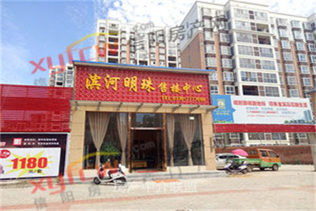 儒原广场附近精装3室2厅2卫86万127m2出售